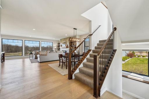 9-web-or-mls-Prairieview Trail N-2204-009.jpg