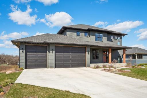 3-web-or-mls-Prairieview Trail N-2204-003.jpg