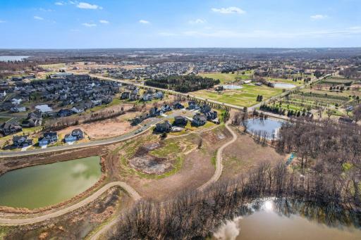 98-web-or-mls-Prairieview Trail N-2204-098.jpg