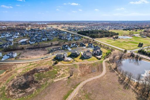 97-web-or-mls-Prairieview Trail N-2204-097.jpg