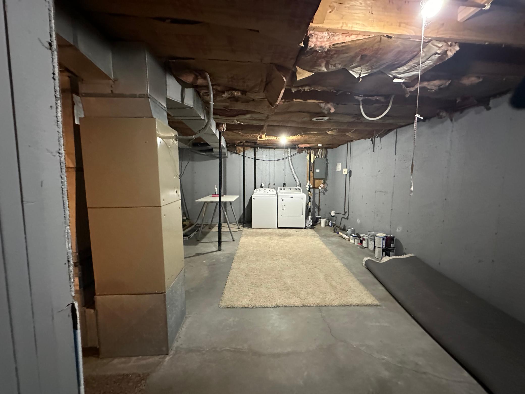 Basment Laundry