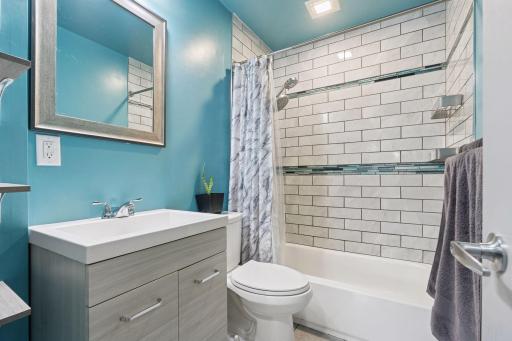 11052 Foley Boulevard NW, Minneapolis, MN 55448