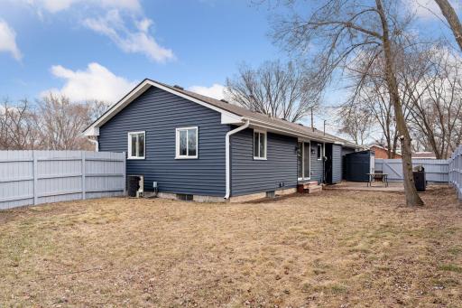 11052 Foley Boulevard NW, Minneapolis, MN 55448