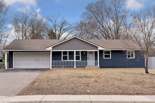 11052 Foley Boulevard NW, Minneapolis, MN 55448