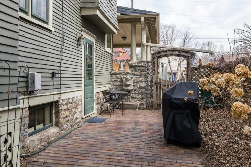 1309 Raymond Avenue, Saint Paul, MN 55108