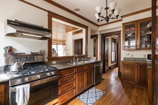1309 Raymond Avenue, Saint Paul, MN 55108