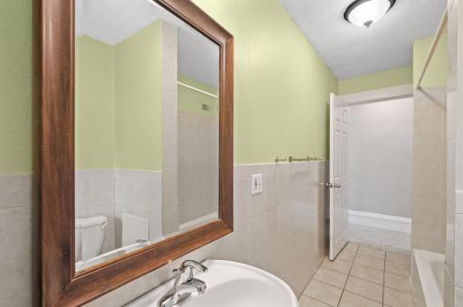 610 22nd Avenue N, Minneapolis, MN 55411