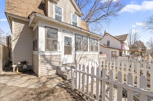 610 22nd Avenue N, Minneapolis, MN 55411