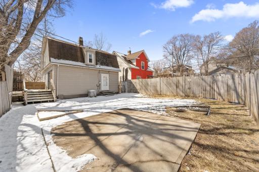 610 22nd Avenue N, Minneapolis, MN 55411