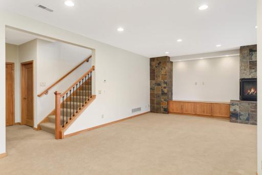 15715 50th Place N, Plymouth, MN 55446