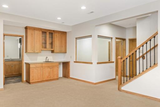 15715 50th Place N, Plymouth, MN 55446