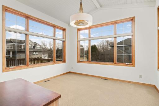 15715 50th Place N, Plymouth, MN 55446