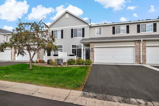 329 Tamarack Trail, 203, Farmington, MN 55024