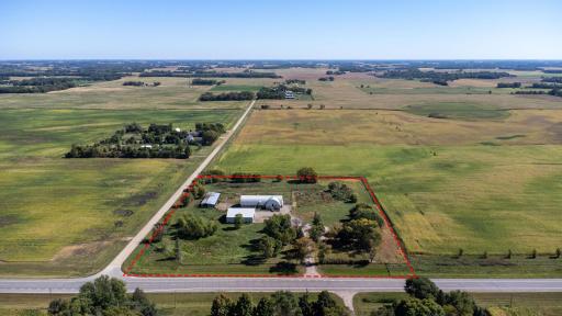 21416 Highway 15 N, Hutchinson, MN 55350