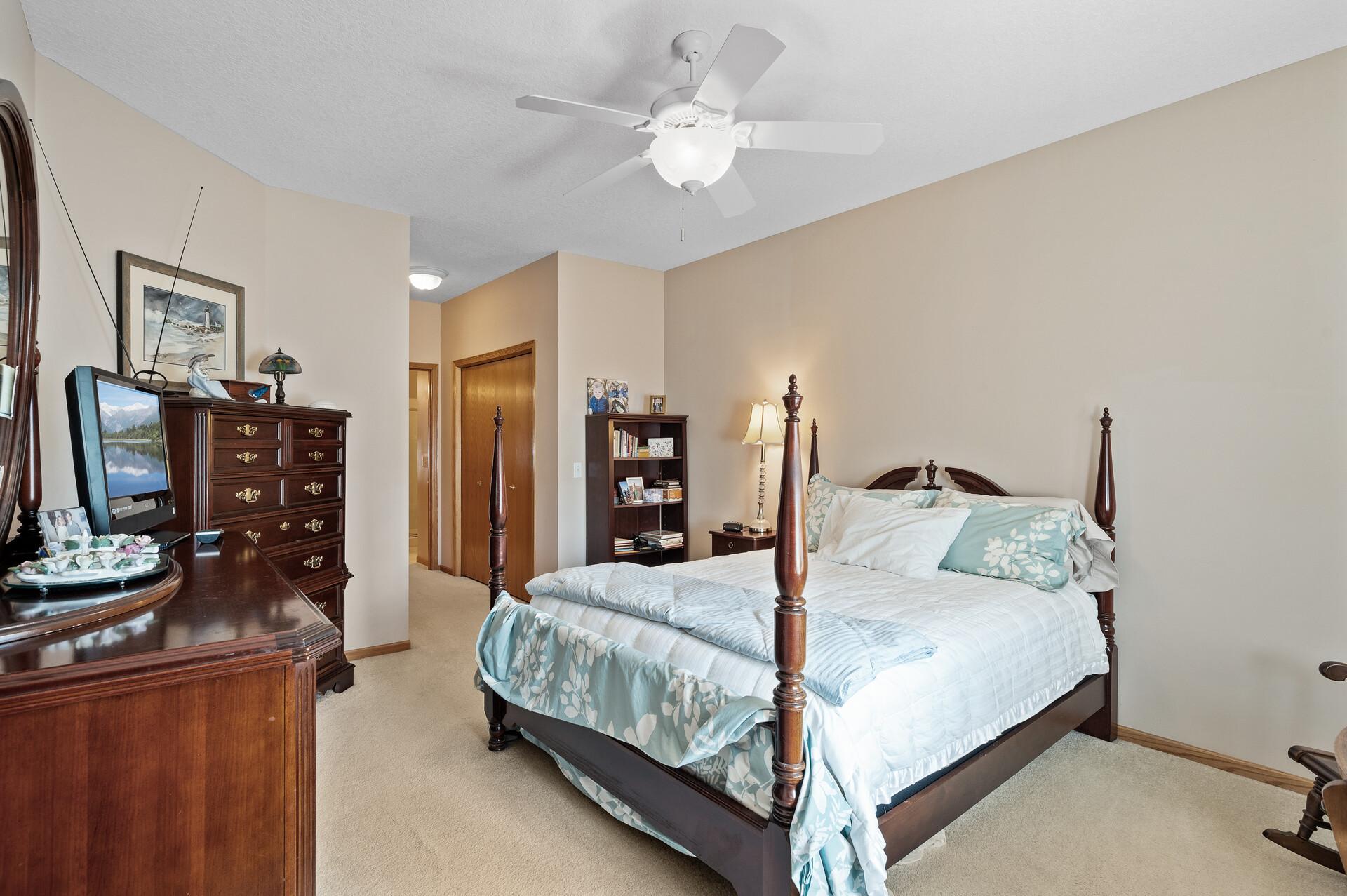20_1228_Highridge20_mls.jpg