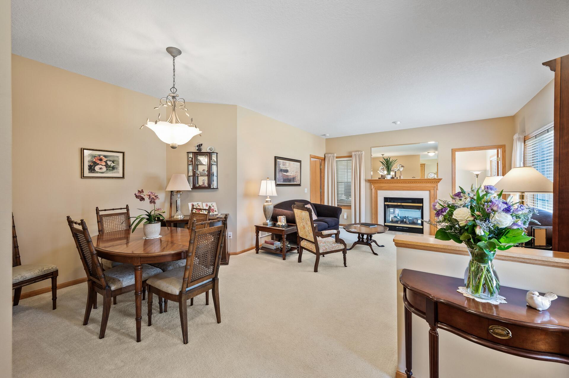 06_1228_Highridge6_mls.jpg