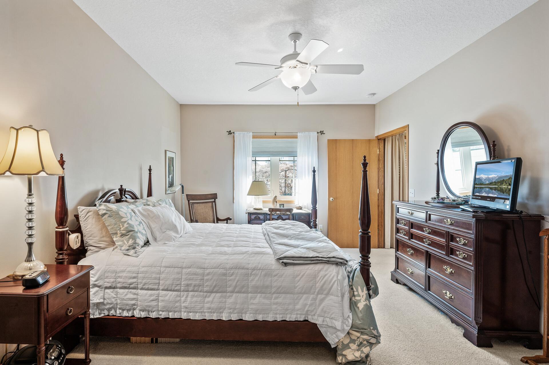 21_1228_Highridge21_mls.jpg