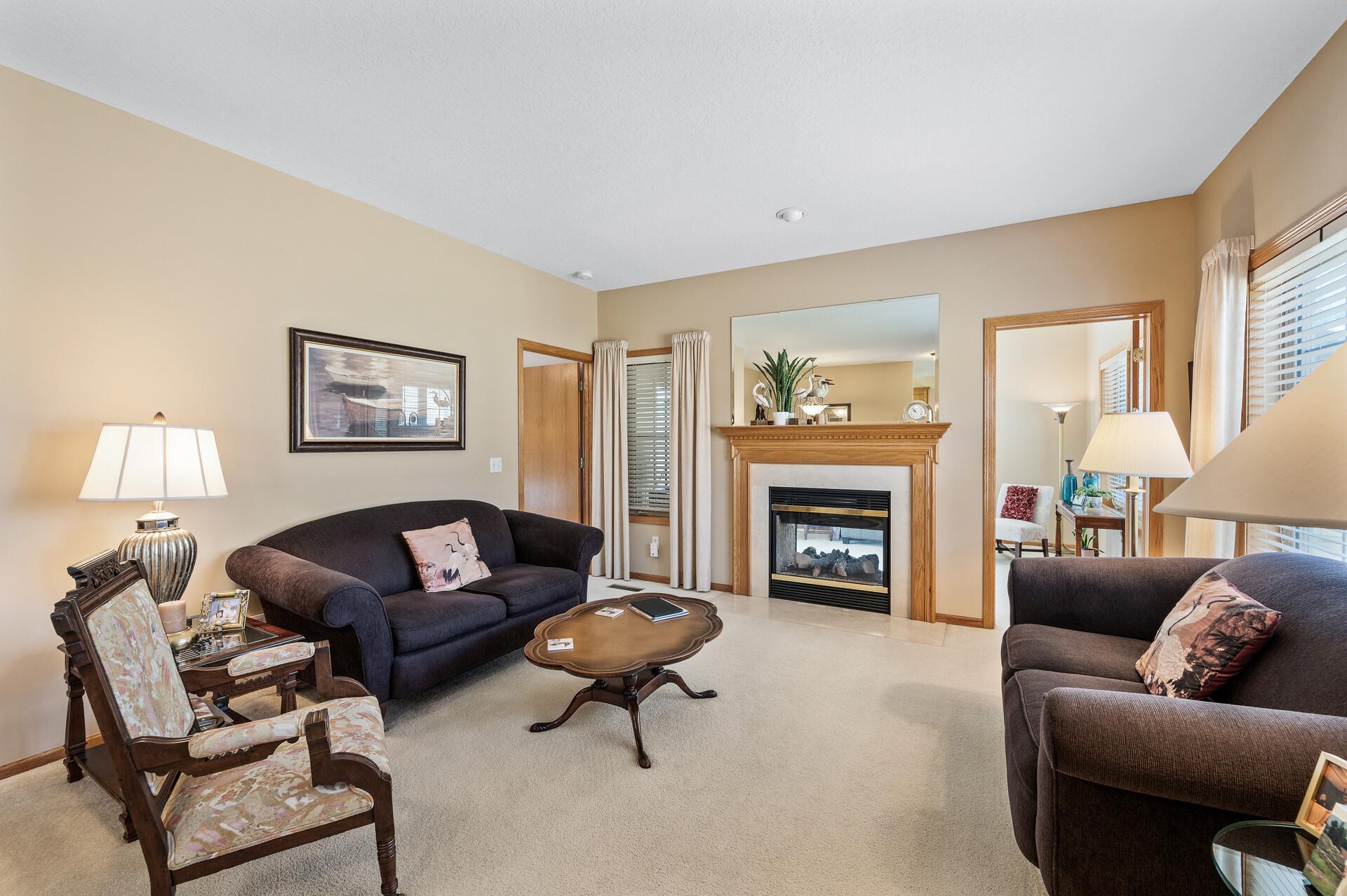 09_1228_Highridge9_mls.jpg