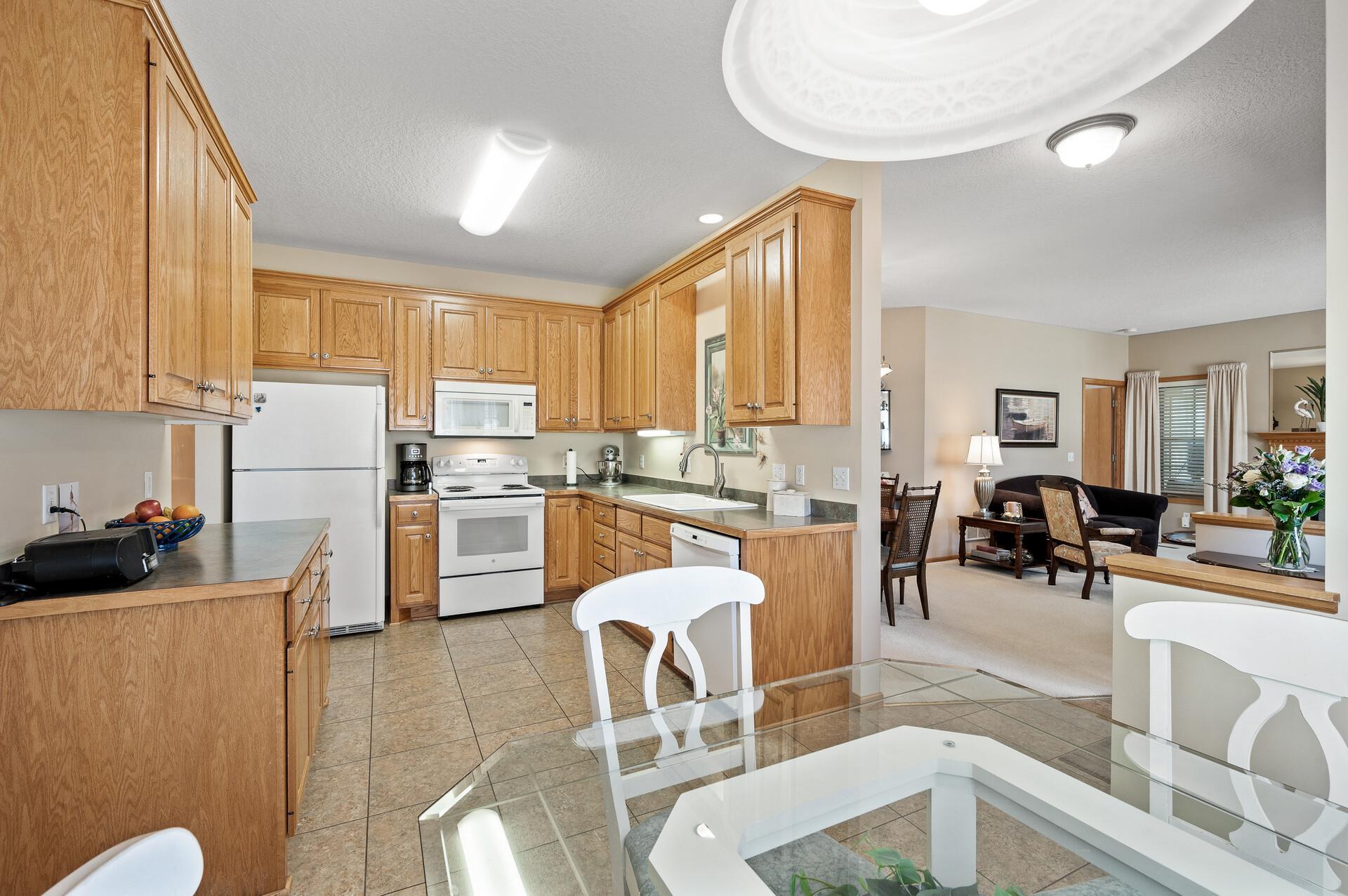 14_1228_Highridge14_mls.jpg