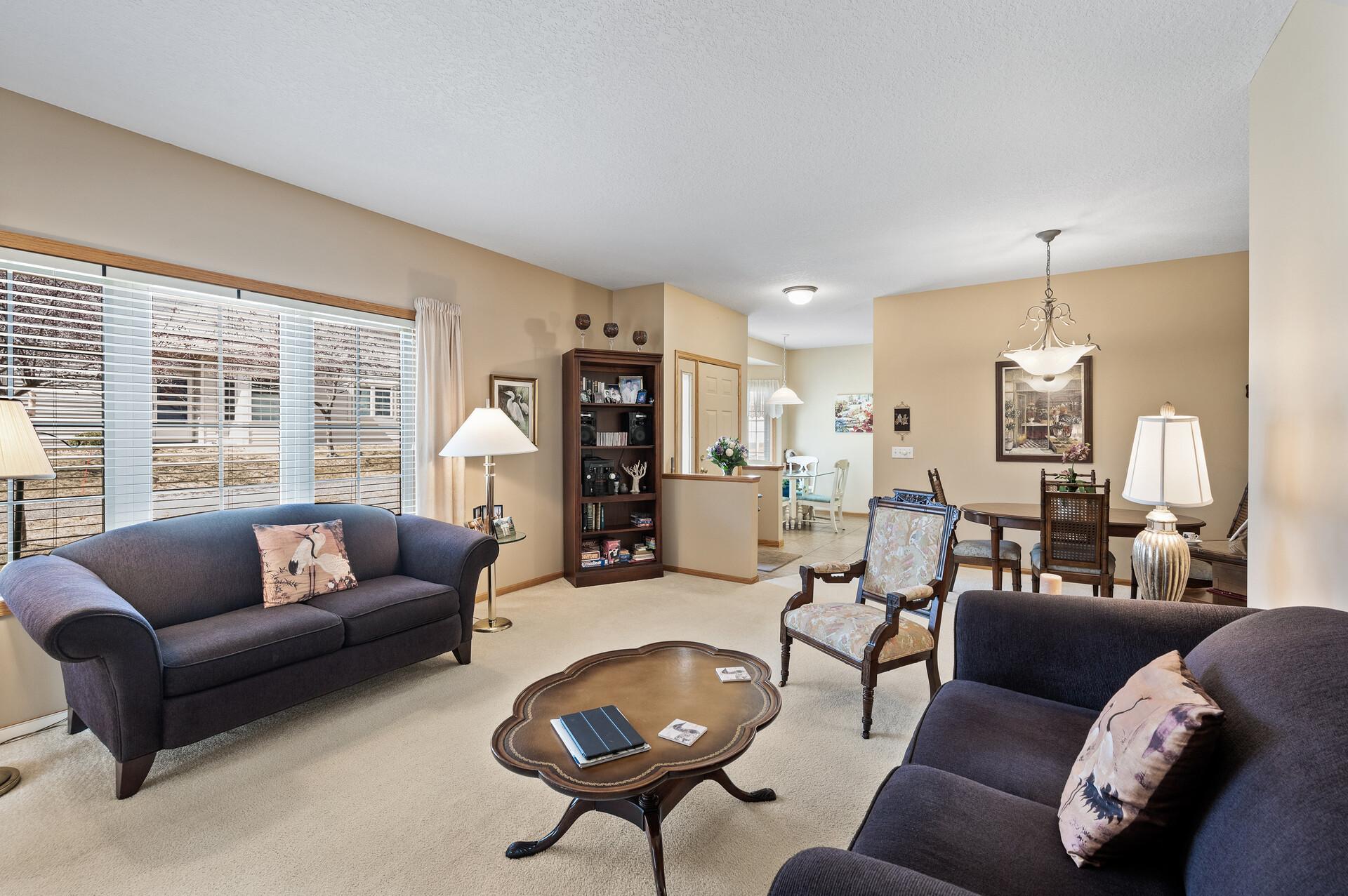 12_1228_Highridge12_mls.jpg