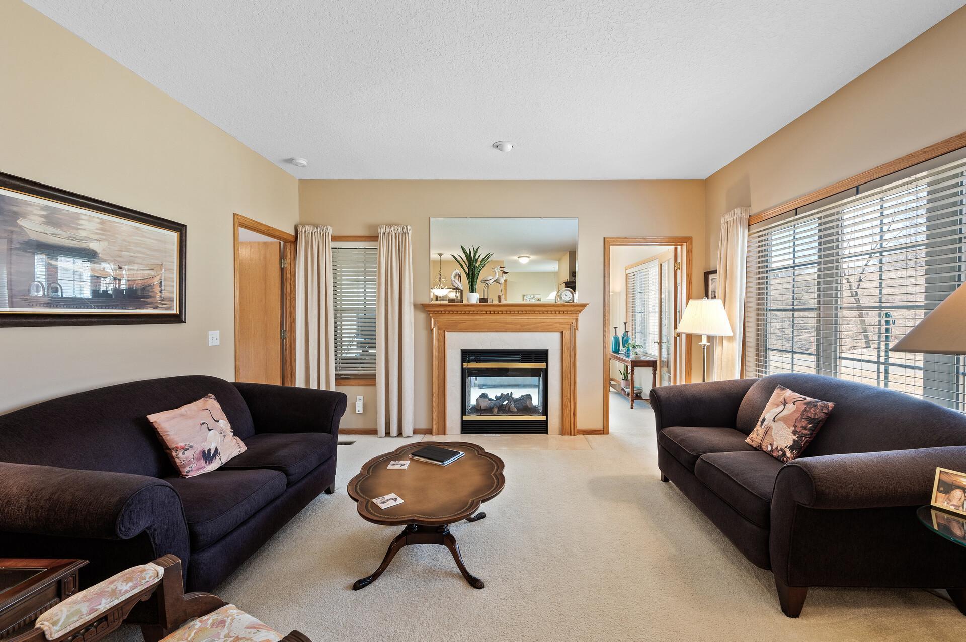 08_1228_Highridge8_mls.jpg