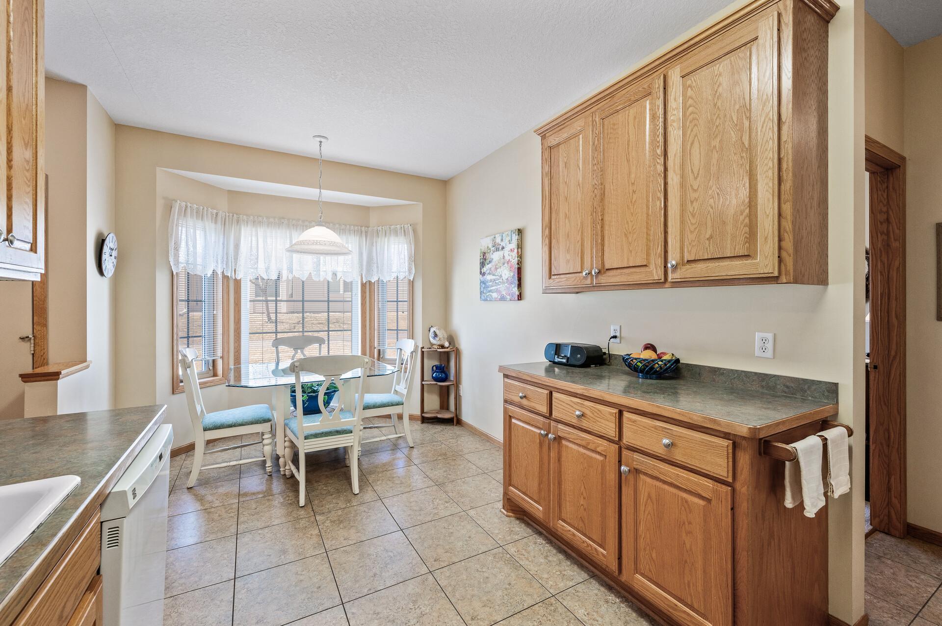 17_1228_Highridge17_mls.jpg