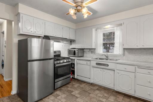 1662 Euclid Street, Saint Paul, MN 55106