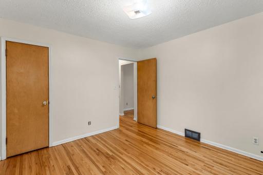 1662 Euclid Street, Saint Paul, MN 55106