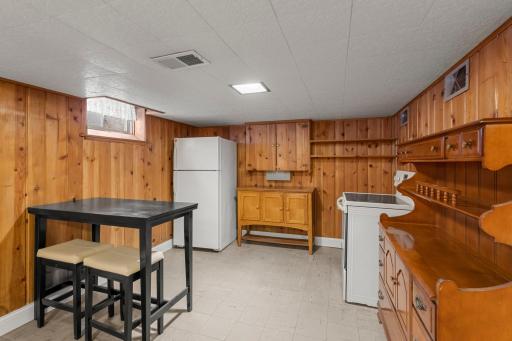 1662 Euclid Street, Saint Paul, MN 55106
