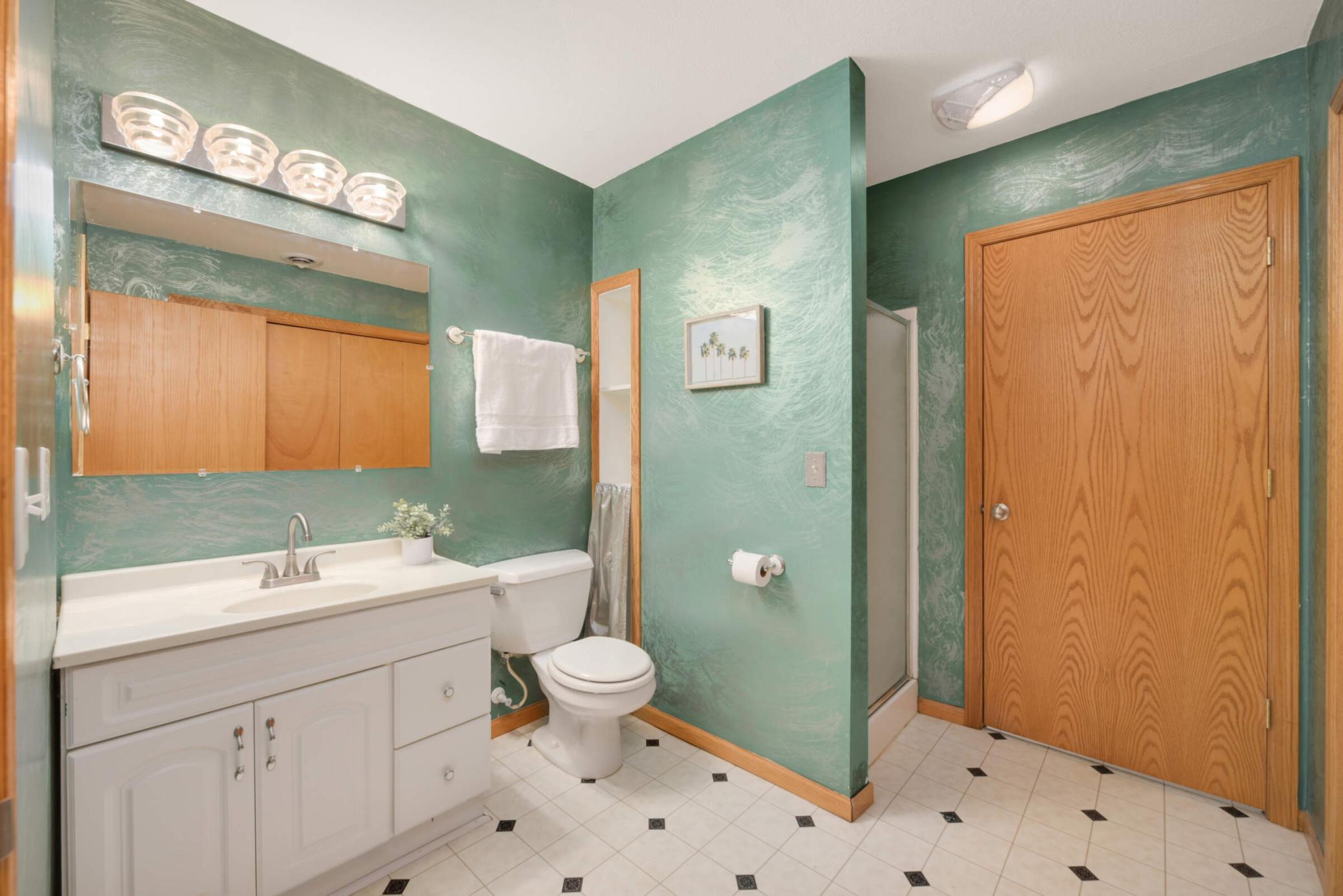 Lower level 3/4 bathroom with great space!