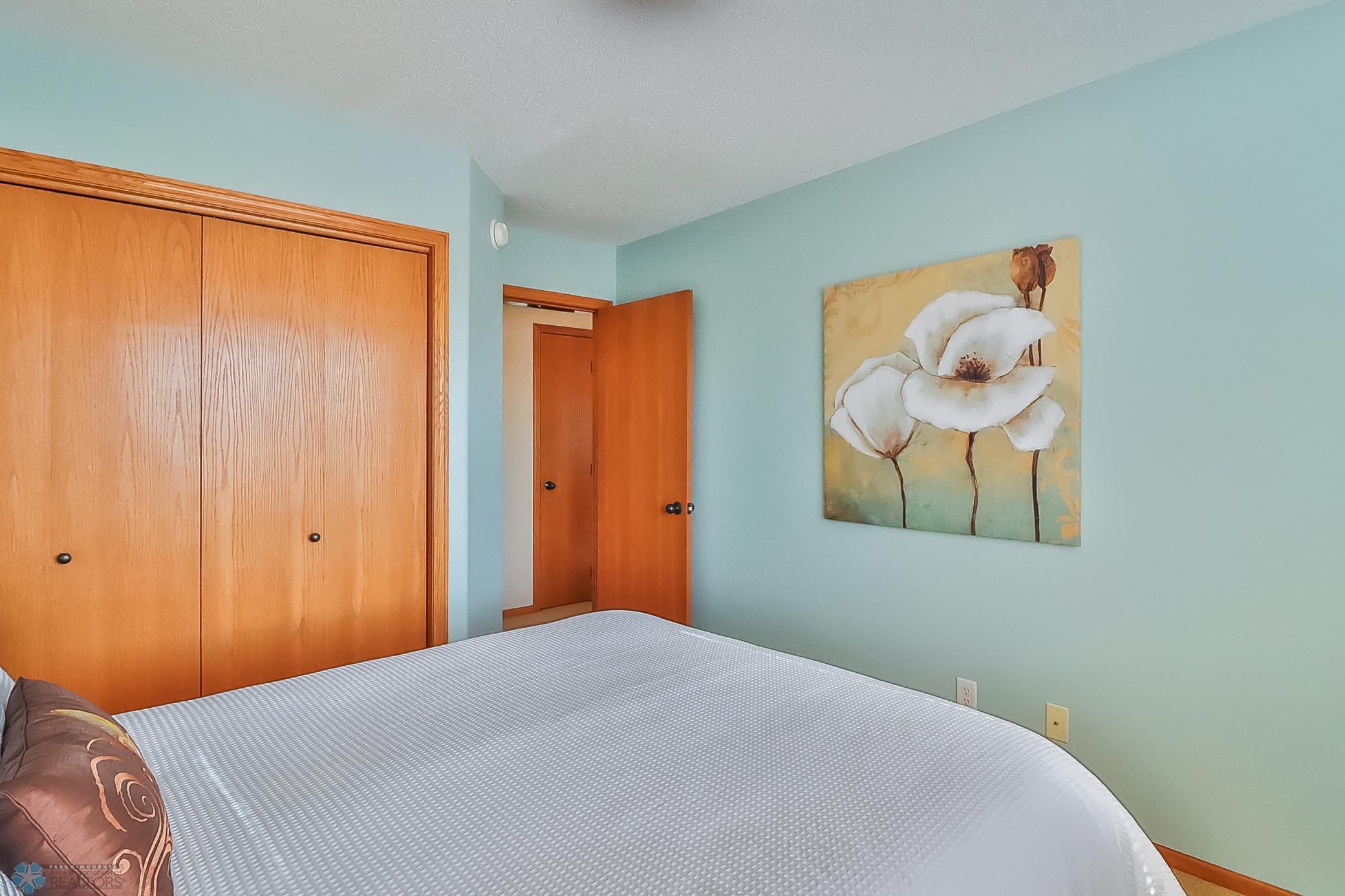 2nd bedroom upper level