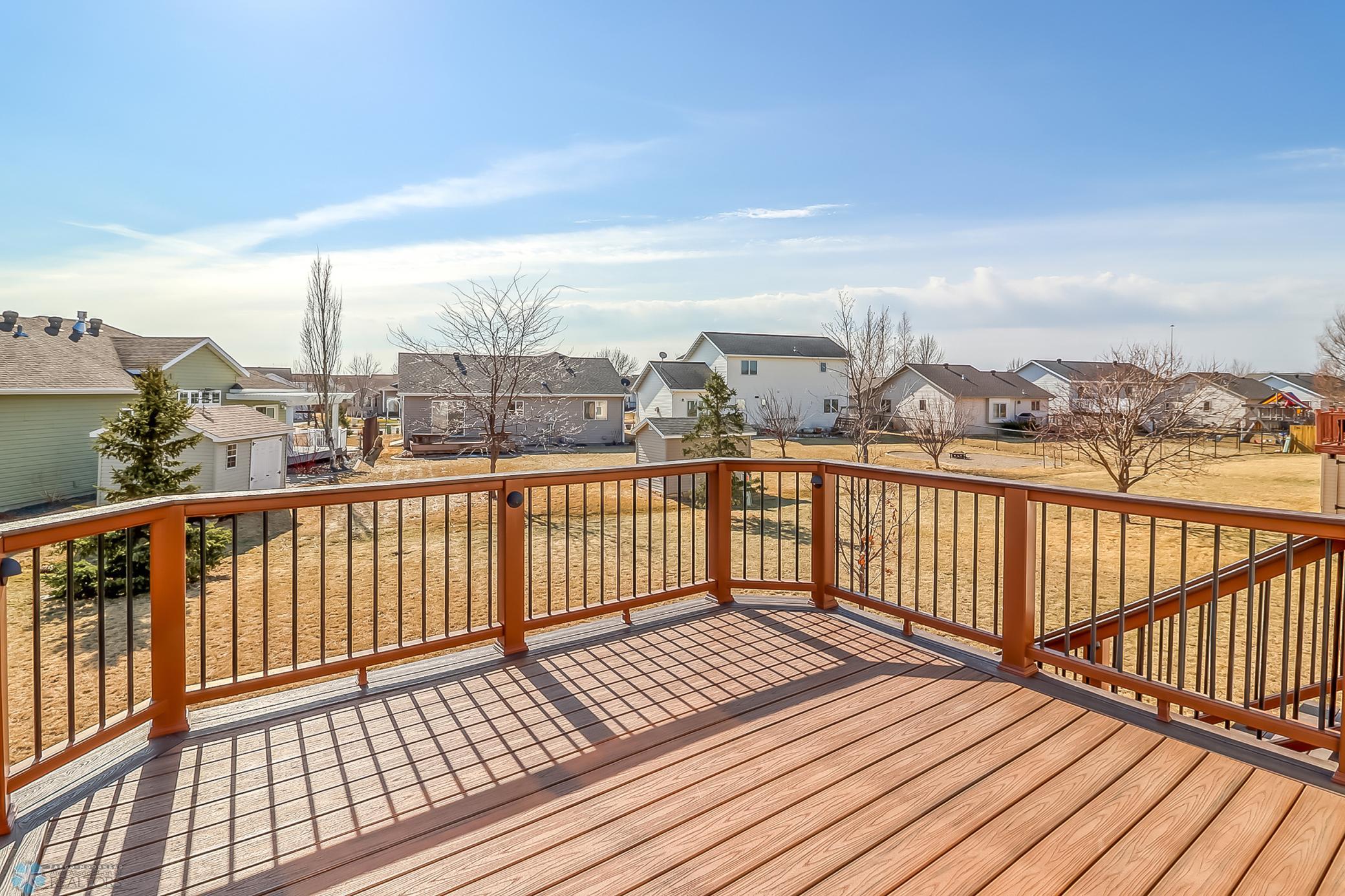 Deck with lighting