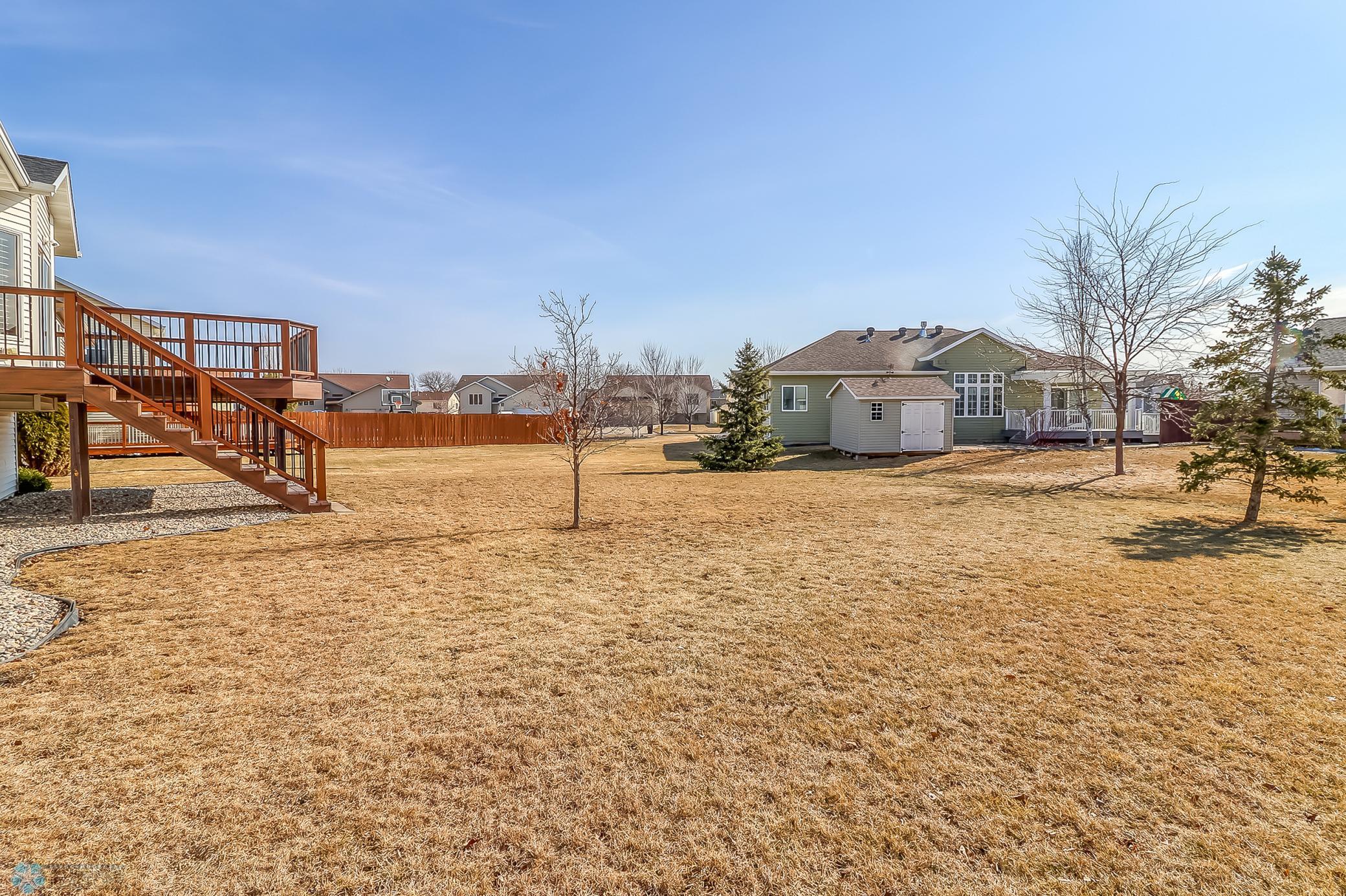 Backyard1_2.jpg