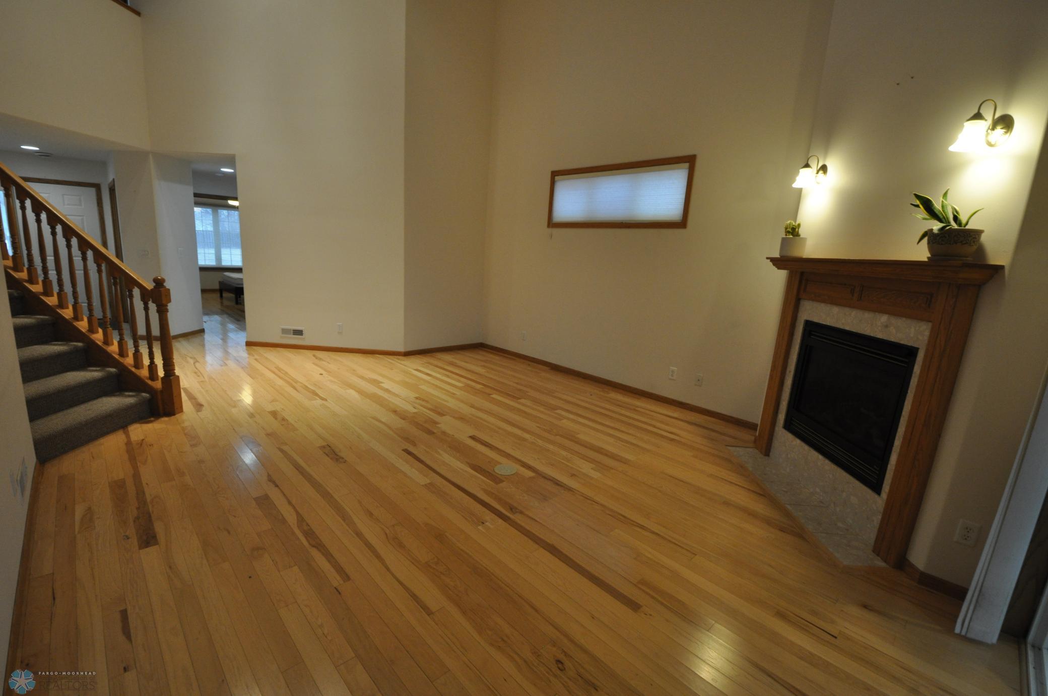 Living looking toward dining area