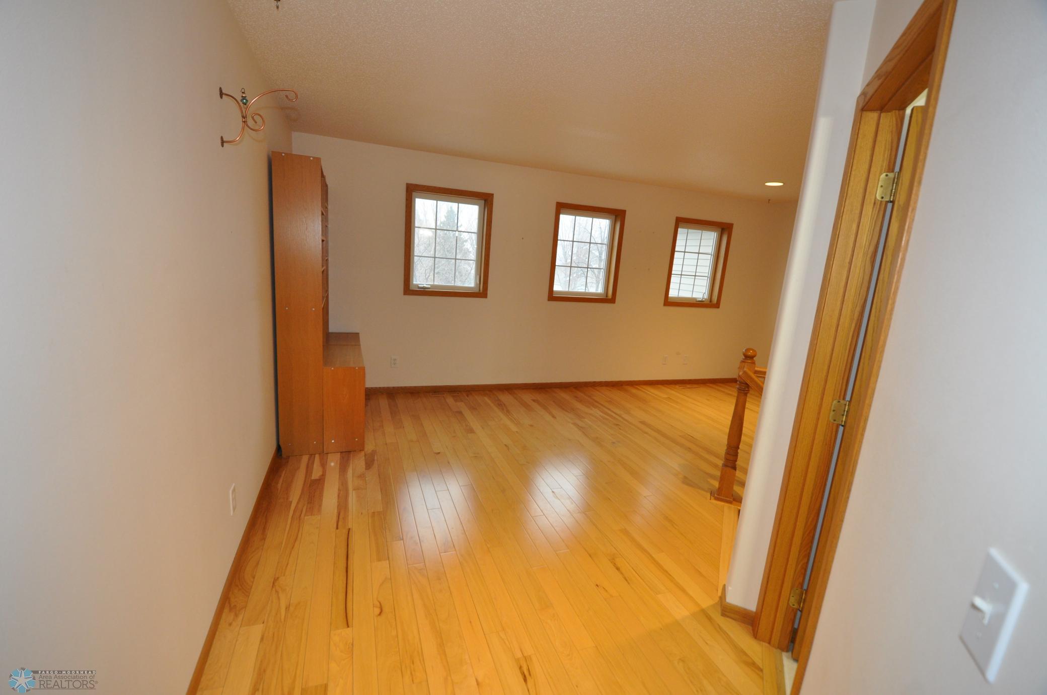 Bedroom 3 looking toward stucy