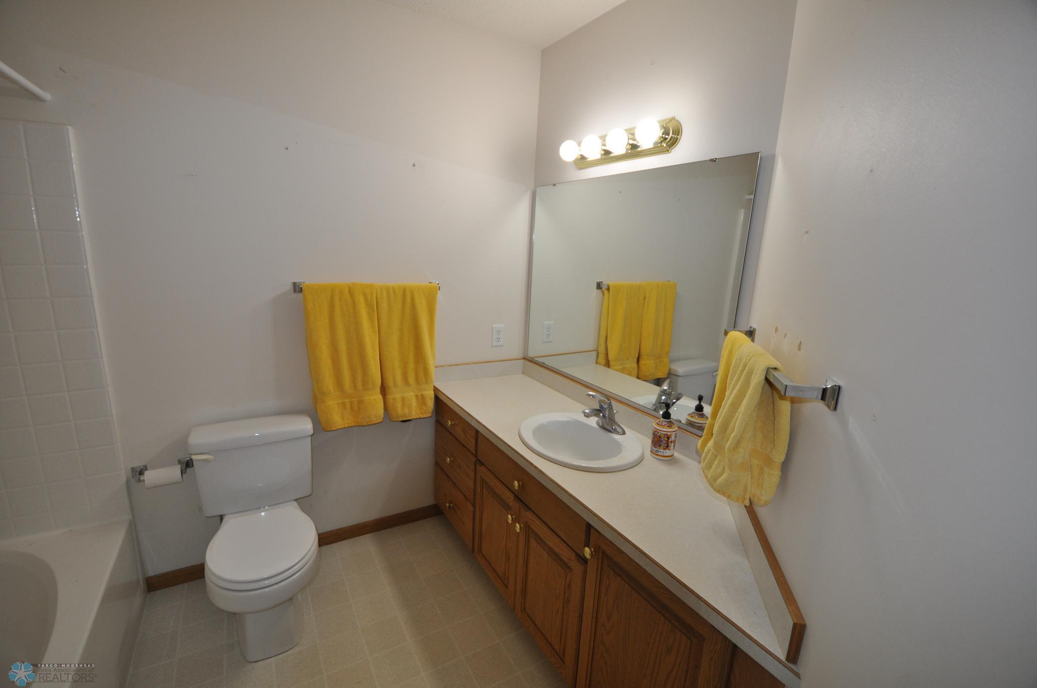 Main floor bath 1