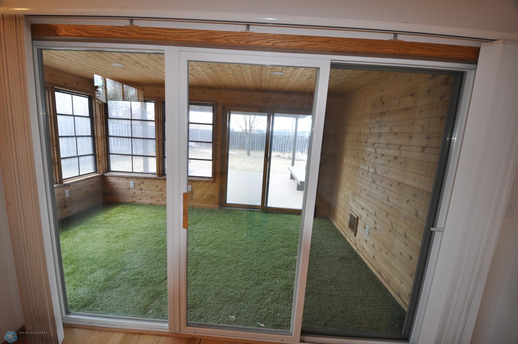 sunroom from LR