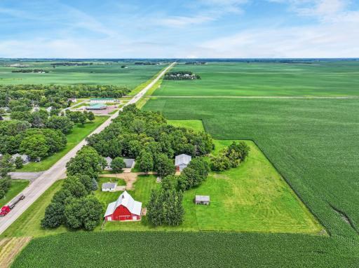 Your dream acreage awaits you! Convenient location and meticulously maintained.