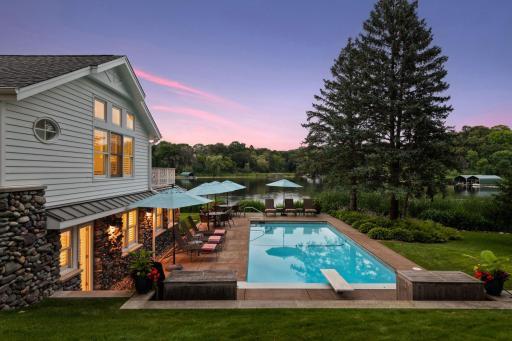 513 Ferndale Road W, Wayzata, MN 55391