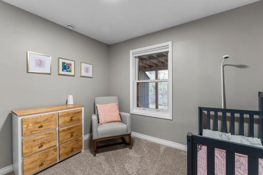 3239 Hillside Court, Saint Paul, MN 55121