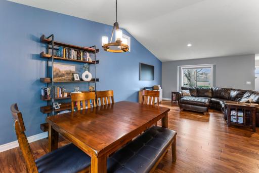 3239 Hillside Court, Saint Paul, MN 55121
