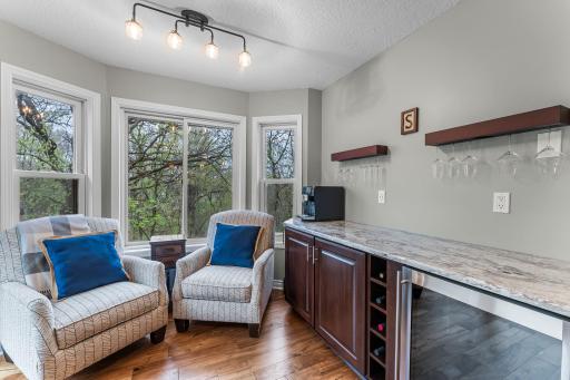 3239 Hillside Court, Saint Paul, MN 55121