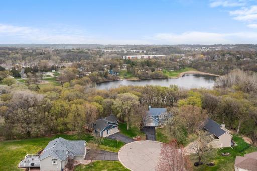 3239 Hillside Court, Saint Paul, MN 55121