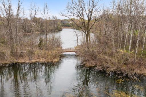 3239 Hillside Court, Saint Paul, MN 55121