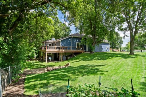 3239 Hillside Court, Saint Paul, MN 55121