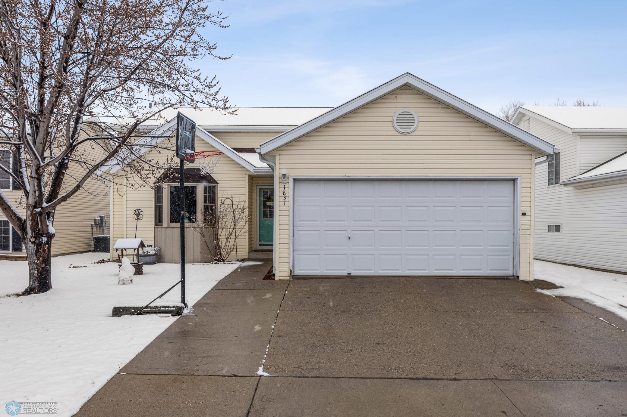 Property photo for 1831 56th Avenue S, Fargo, ND 58104