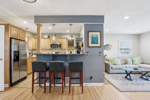 559 Lexington Parkway S, Saint Paul, MN 55116