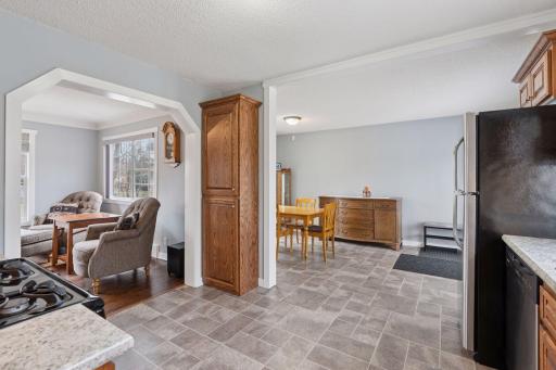 15 West Road, Circle Pines, MN 55014