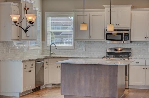4764 Ashton Curve, Woodbury, MN 55129