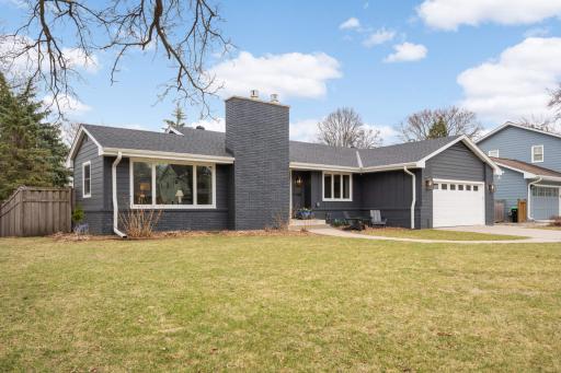 Amazing 5 BR remodeled home in Golf Terrace Heights